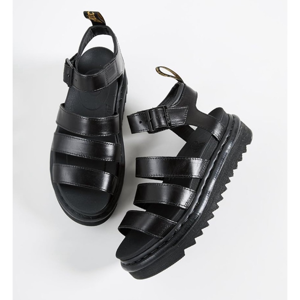 Dr. Martens: Blaire Sandal
